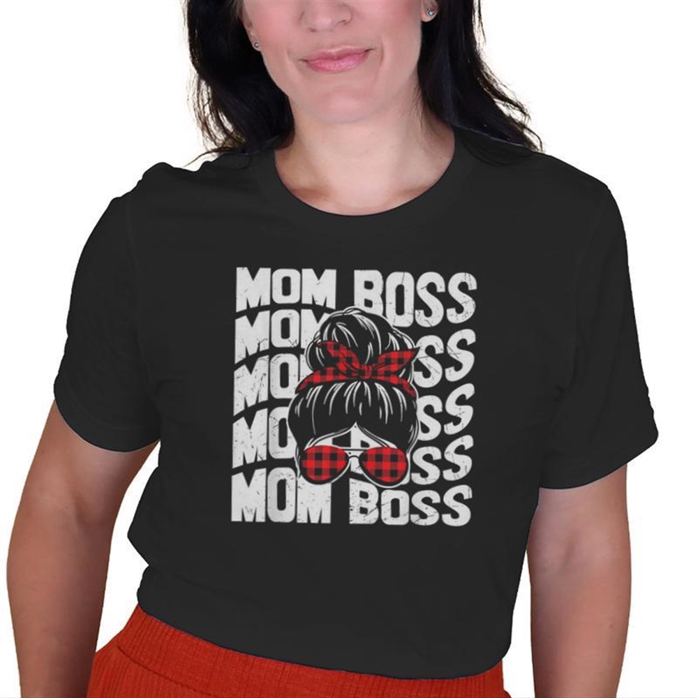 Mom Boss Mommy Wife Family Mom Life Mothers Day Gifts For Mom Funny Gifts Old Women T-shirt Graphic Print Unisex Tee